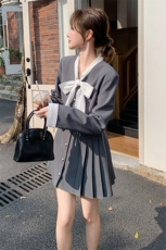 蕾丝花边风衣裙210-6506-P175-K2582025年秋季，女装西装，韩蜜菓