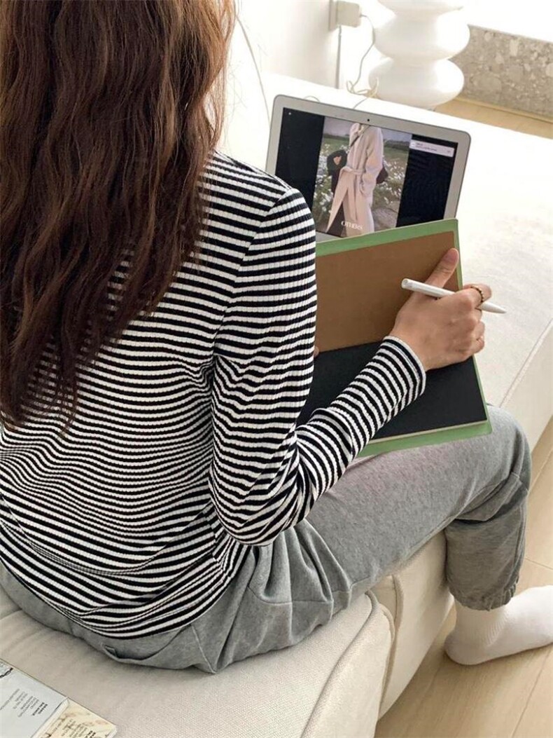 款号：WT0108 名称：坑条条纹打底衫，其它，BD