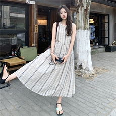 波西米亚度假风印花连衣裙女2025夏季新款法式复古气质无袖背心裙，女装连衣裙，2C159