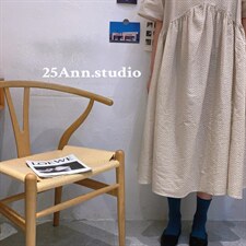 工艺盐缩廓形连衣裙，女装连衣裙，25Ann·Studio