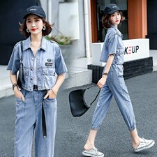 2021夏季新款潮流时尚个性气质翻领休闲舒适牛仔两件套，女装套装/套裙，魅影