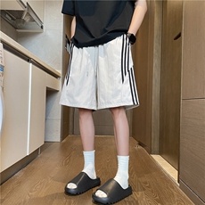 灰色