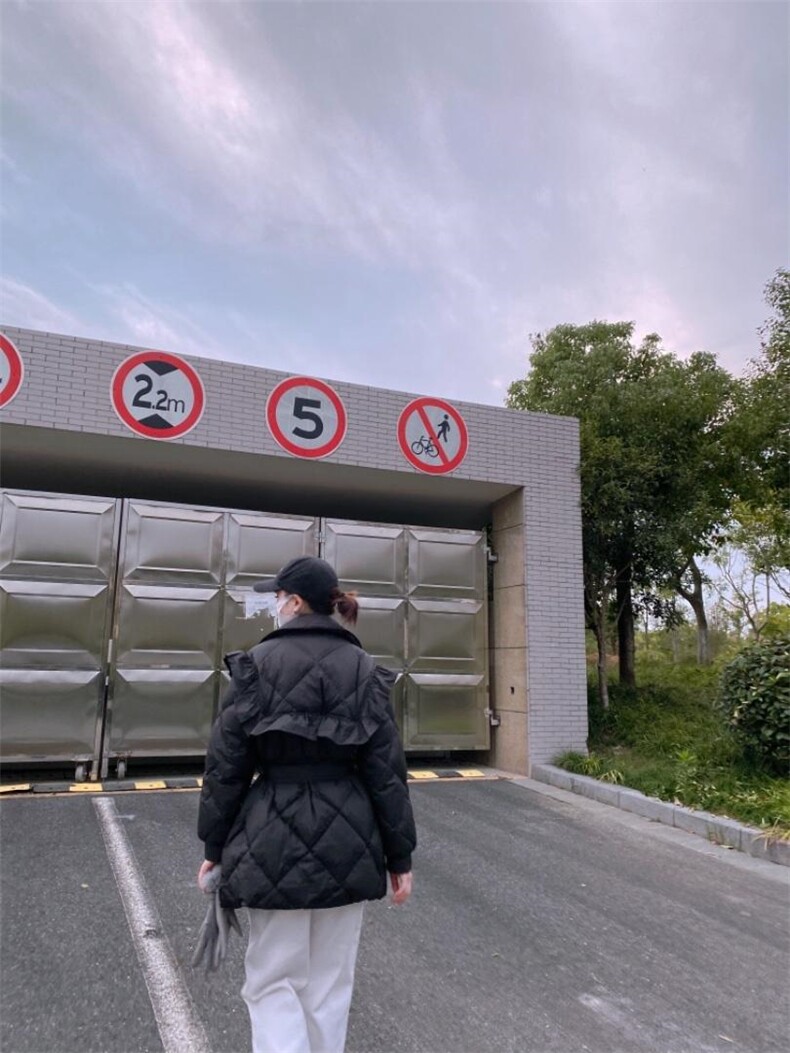 韩系荷叶边中长款羽绒，其它，驿谷