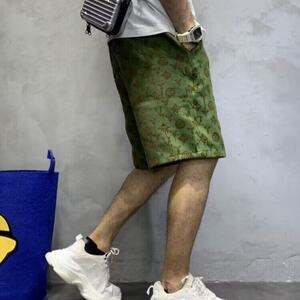 潮牌字母提花短裤男夏季高级感绿色休闲五分裤修身百搭潮流沙滩裤图片