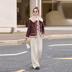 2025新款时尚宽松翻领皮毛一体，女装棉衣/棉服，自然秀