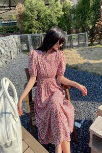 碎花连衣裙,女装连衣裙,云落伊里(1F)