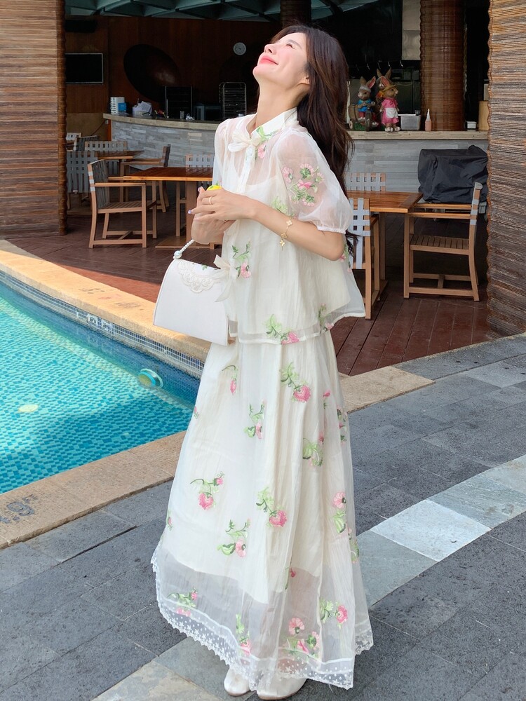 薄纱刺绣蝴蝶结上衣小吊带半身裙套装女2025夏新款绝美气质三件套,女装套装/套裙,含赞