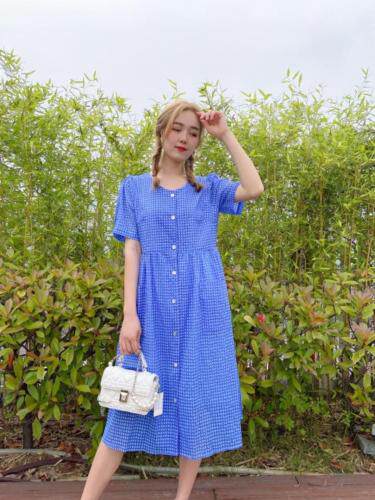 夏季小格子连衣裙，女装连衣裙，依岸