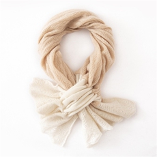 2025年秋季时尚百搭通勤简约休闲镂空拼色穿孔围巾，围巾，众皇羊绒