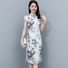 2022春夏季新款专柜品质真丝高奢时尚修身中长款婚礼旗袍连衣裙，女装汉服/婚纱/旗袍/礼服，媚琳依坊