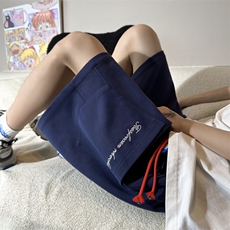 藏青色