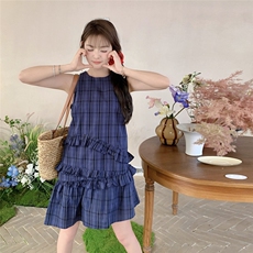 独特绝美木耳边减龄气质背心裙2025夏季新款蓝格纹小香风连衣裙女，女装连衣裙，2C217