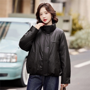 2025年新款90白鸭绒休闲皮衣款羽绒服女图片