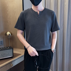 灰色
