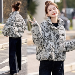 短款羽绒服女2025冬季新款小个子超好看新中式复古印花立领面包服图片