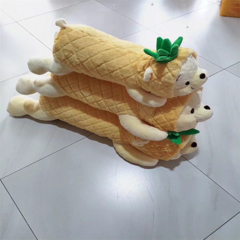 趴款菠萝熊，艺博玩具