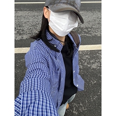 蓝色