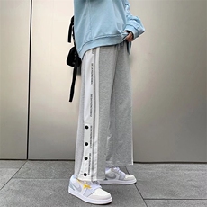 灰色
