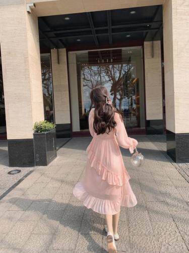 2021春季新品不规则压皱连衣裙，女装连衣裙，M.W 嫚维