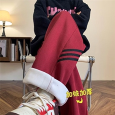 红色