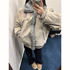 灰色