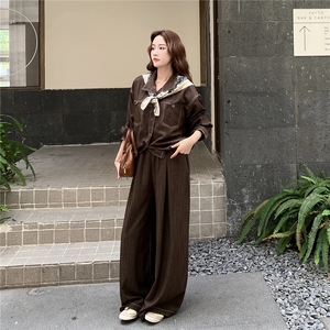 新款 咖色休闲套装5881-P165K238图片
