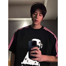 抖音得物品质二开240克宽松纯棉美式潮牌印花三条杠中性风短袖T恤，男装T恤，电商A486-1