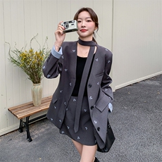 现货新款绣花西装套装2C0958979P185K268，女装套装/套裙，2C095