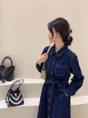 秋款连衣裙，女装连衣裙，伊多变