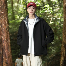黑色