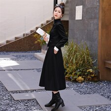 2022年小香风蕾丝拼接套装女新款小众设计感裙两件套裙显瘦，女装套装/套裙，韩蜜菓