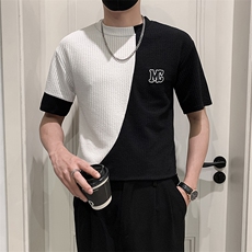 黑色
