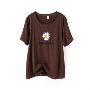 夏装新款时尚趣味太阳光刺绣图案T恤女图片