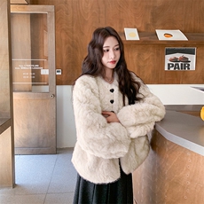 现货主推2025新款皮毛一体环保皮草减龄大衣冬1535-P175K268，女装皮草，欣美人