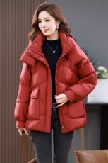 2023年秋冬季新款白鸭绒羽绒服女中长款加厚保暖外套女连帽衫冬装，女装羽绒服，简韵佳