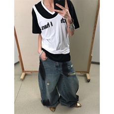 蓝色
