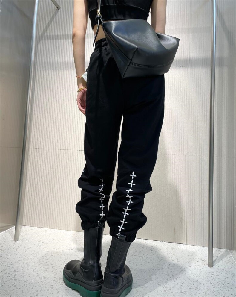 秋冬新款卫裤上新～，女装休闲裤，LOVELS