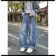 浅蓝色