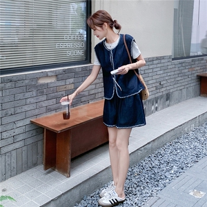 复古设计感牛仔套装女2025夏季新款慵懒松弛感无袖背心短裤两件套图片