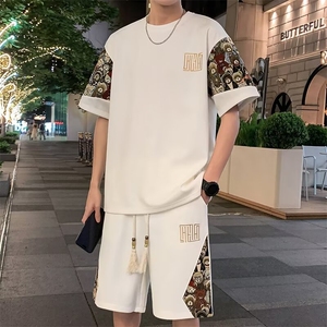 潮休闲运动套装男夏季宽松薄款短袖短裤两件套大码男装冰丝t恤图片