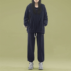深灰