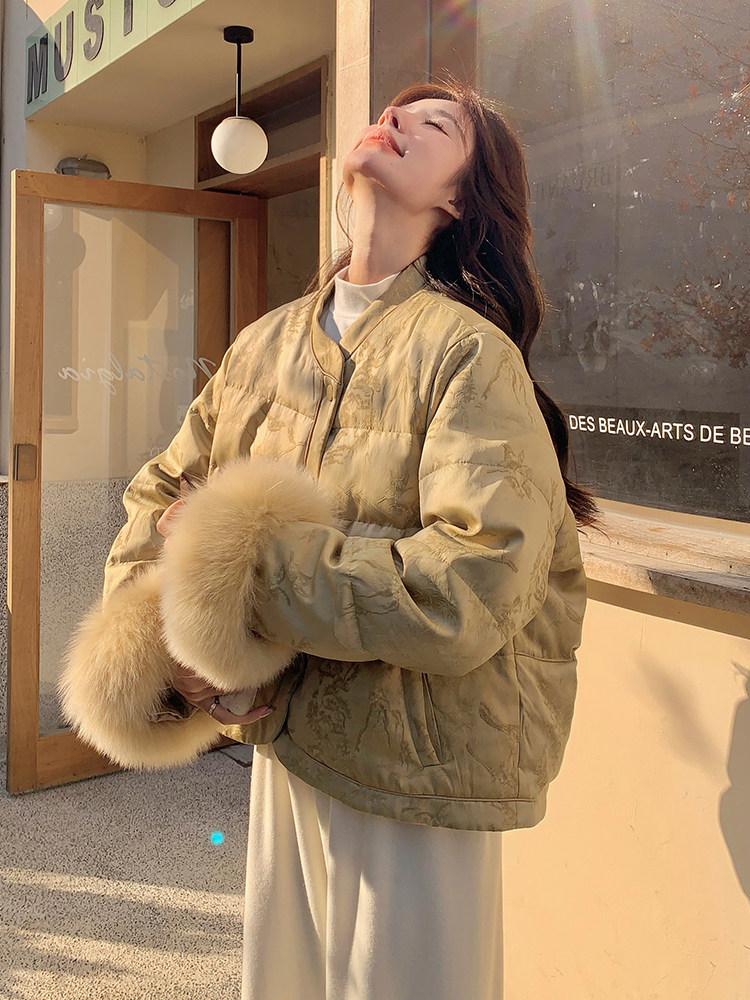 新中式国风提花短款羽绒服女冬季独特漂亮超好看真狐狸毛袖口外套,女装羽绒服,C位