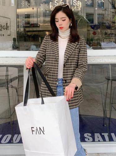 春装小西装、小衫上新中，女装西装，万人美