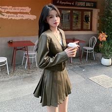 新品2c113-8819-p175-k258PU皮时尚套装，女装套装/套裙，2C113