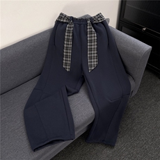 藏青色