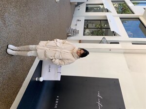 热卖冬新款羽绒服图片