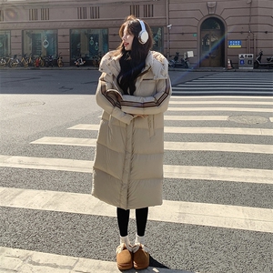新款设计感撞色羽绒服90绒2C105-8827-P315-K439图片