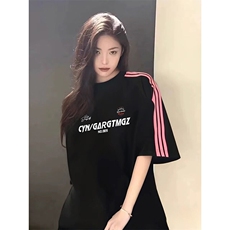 抖音得物品质二开240克宽松纯棉美式潮牌印花三条杠中性风短袖T恤，男装T恤，电商A486