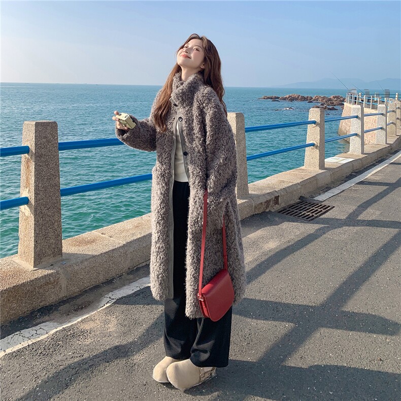 新款现货款号7758烟灰色皮毛一体P235K328,女装毛呢外套,2D043