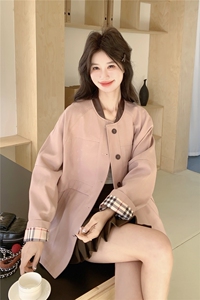 现货 春季新款拼接风衣短外套26161P155K238图片